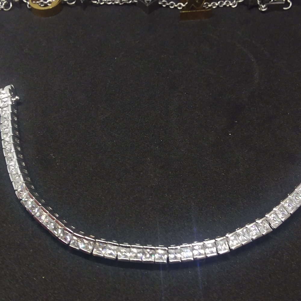 4pcs bracelets - Picture 3 of 5
